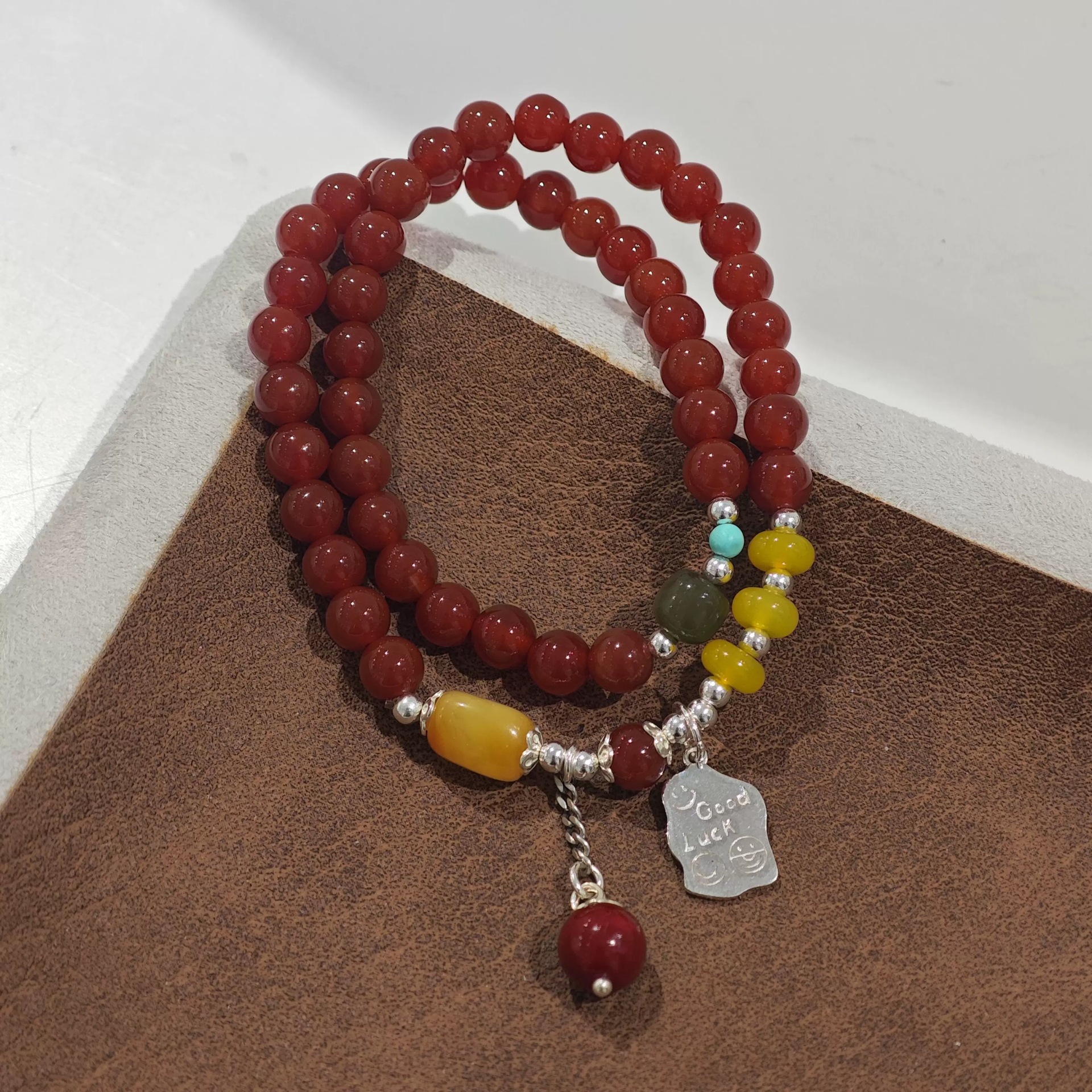 S925 sterling silver 11.28 double-ring red agate Goodluck bracelet, a fashionable, light luxury and versatile new Chinese-style beeswax bracelet Item Picture