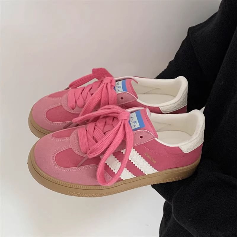 Retro German training shoes for women, Spring 2025 new white sneakers, ins, trendy and versatile, casual sports sneakers for students Application Scenario