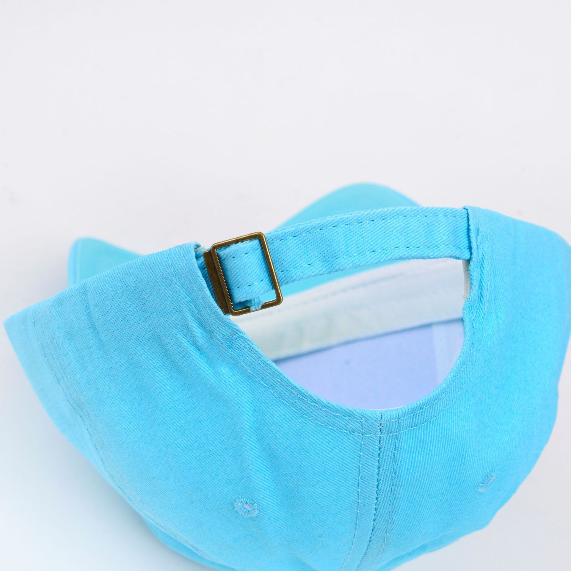 All-cotton six-piece baseball cap with embroidered logo, advertising cap, travel cap, sunshade and sun protection, sports baseball cap Item Picture