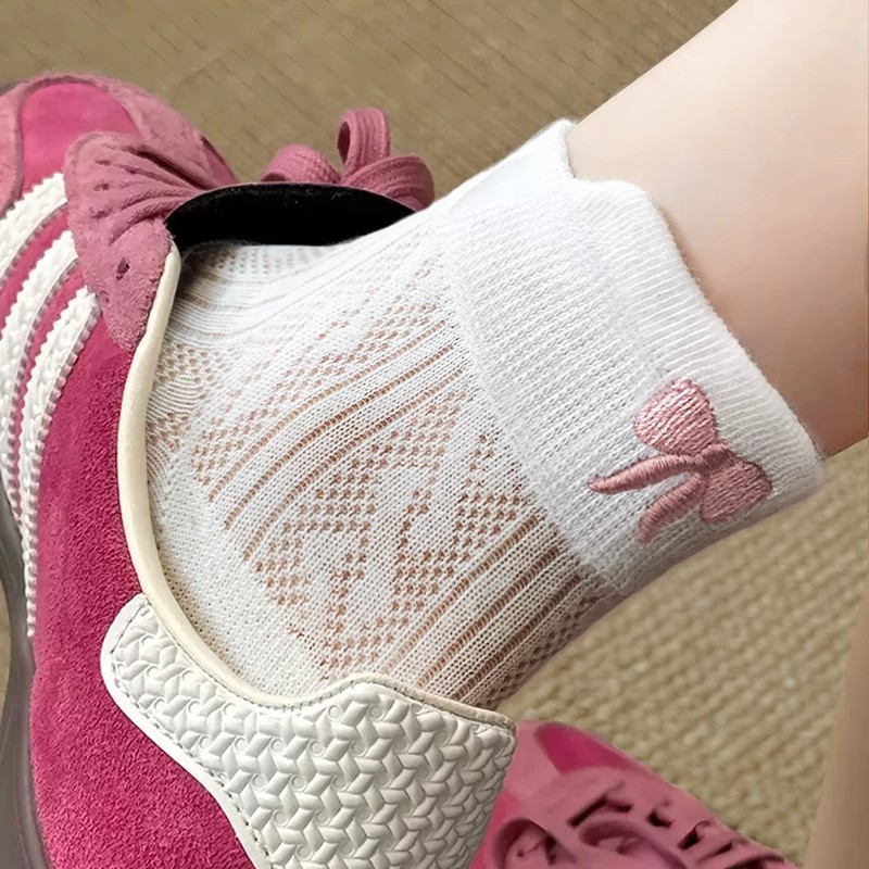 Japanese-style bow boat socks, summer thin breathable socks, women's ins heels embroidered shallow toe short socks, sweet cotton socks Specification image
