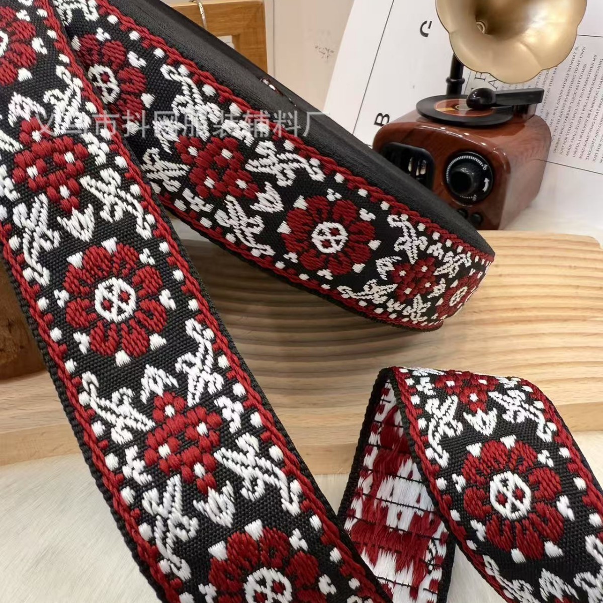 3.1cm-4.1cm ethnic style jacquard embroidery webbing performance costume accessories gift box packaging tape Application Scenario