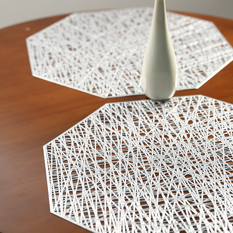 工厂现货量大优惠24H小时发货支持一件代发PVC餐垫注塑餐桌垫碗垫白底实物图