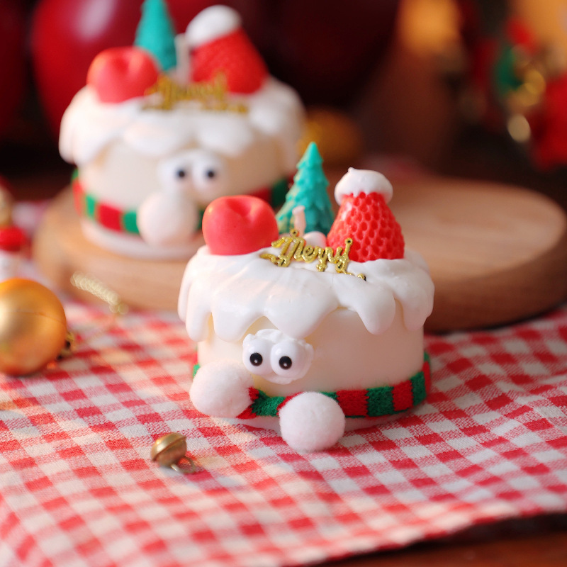Wholesale Christmas Scented Candles, Christmas-Themed Decorative Creative Gifts Candle, Christmas Tree-Shaped Candles Application Scenario