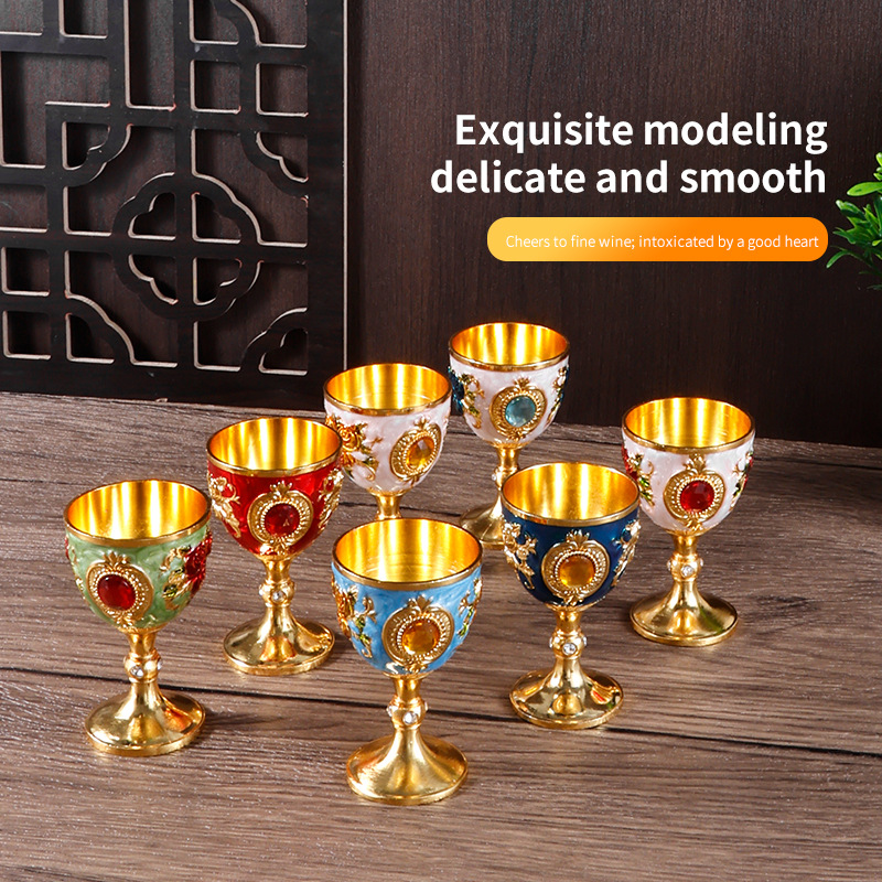Factory wholesale rose cups, court-style European light luxury metal exquisite red wine glasses, three-dimensional zinc alloy strong wine glasses details Picture