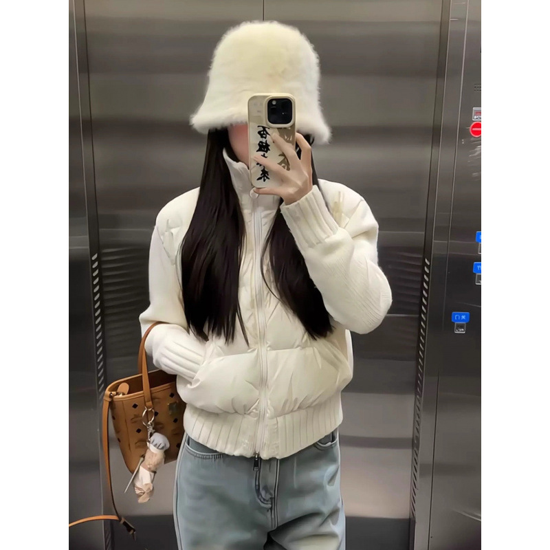 New short down jacket for women in autumn and winter 2025, thick knitted sleeves with white duck down, a light white coat for petite women Specification image