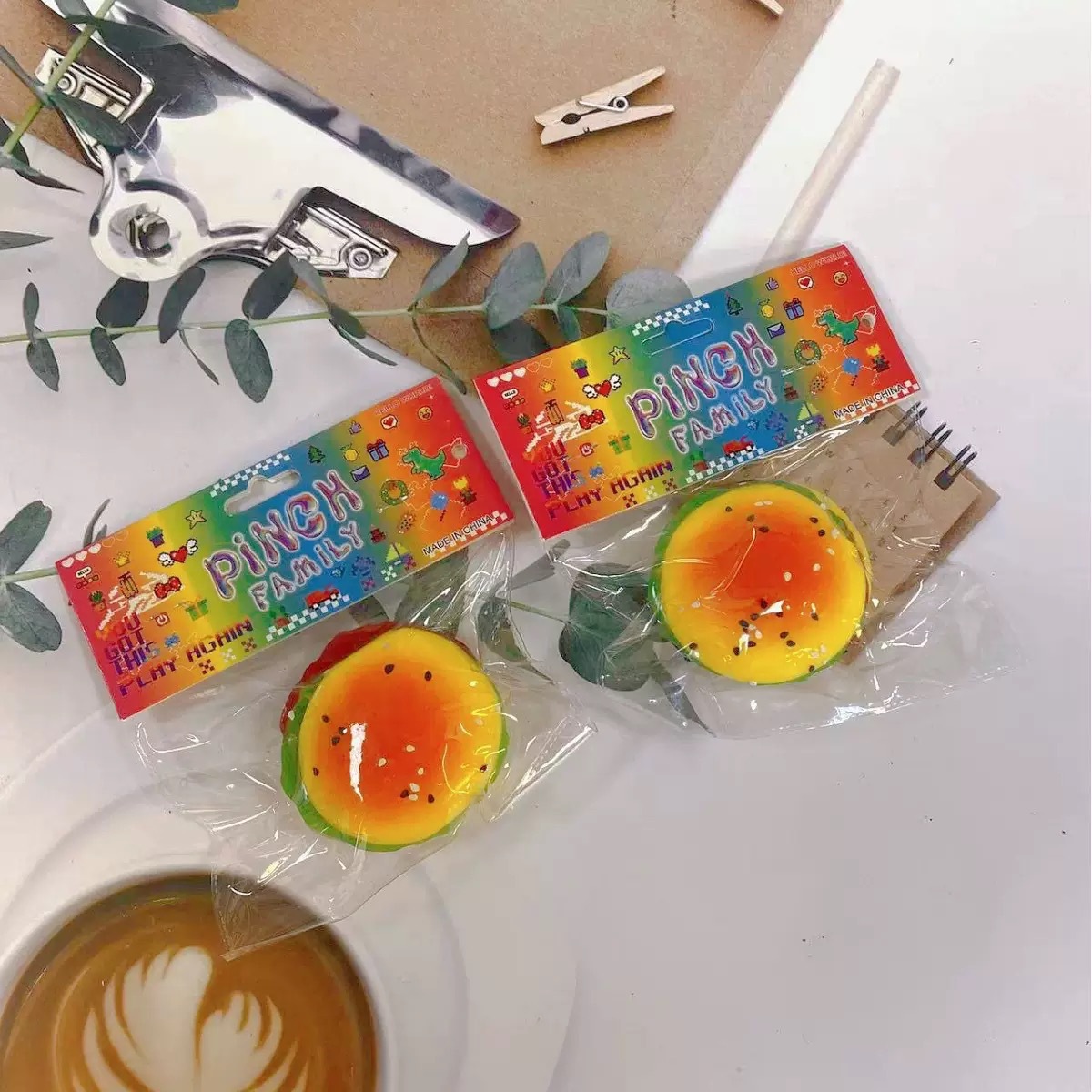 Best-selling cute food toys, simulation hamburgers, creative egg tarts, Internet celebrities' venting, factory wholesale Specification image