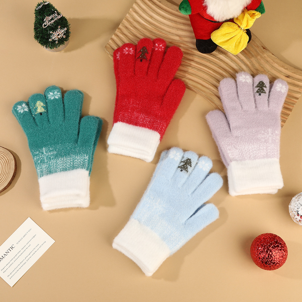 Cross-border snowflake Christmas gloves are warm and cute for women in autumn and winter. The five-finger touch screen keeps your hands warm while cycling in winter