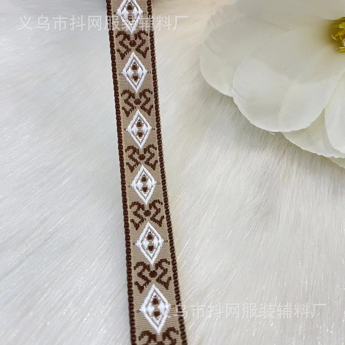 Yuanbao rombo estilo étnico jacquard bordado correas adornos para el cabello tocados cinturones de bolso caja de regalo cinturones de embalaje cinturones tejidos Application Scenario