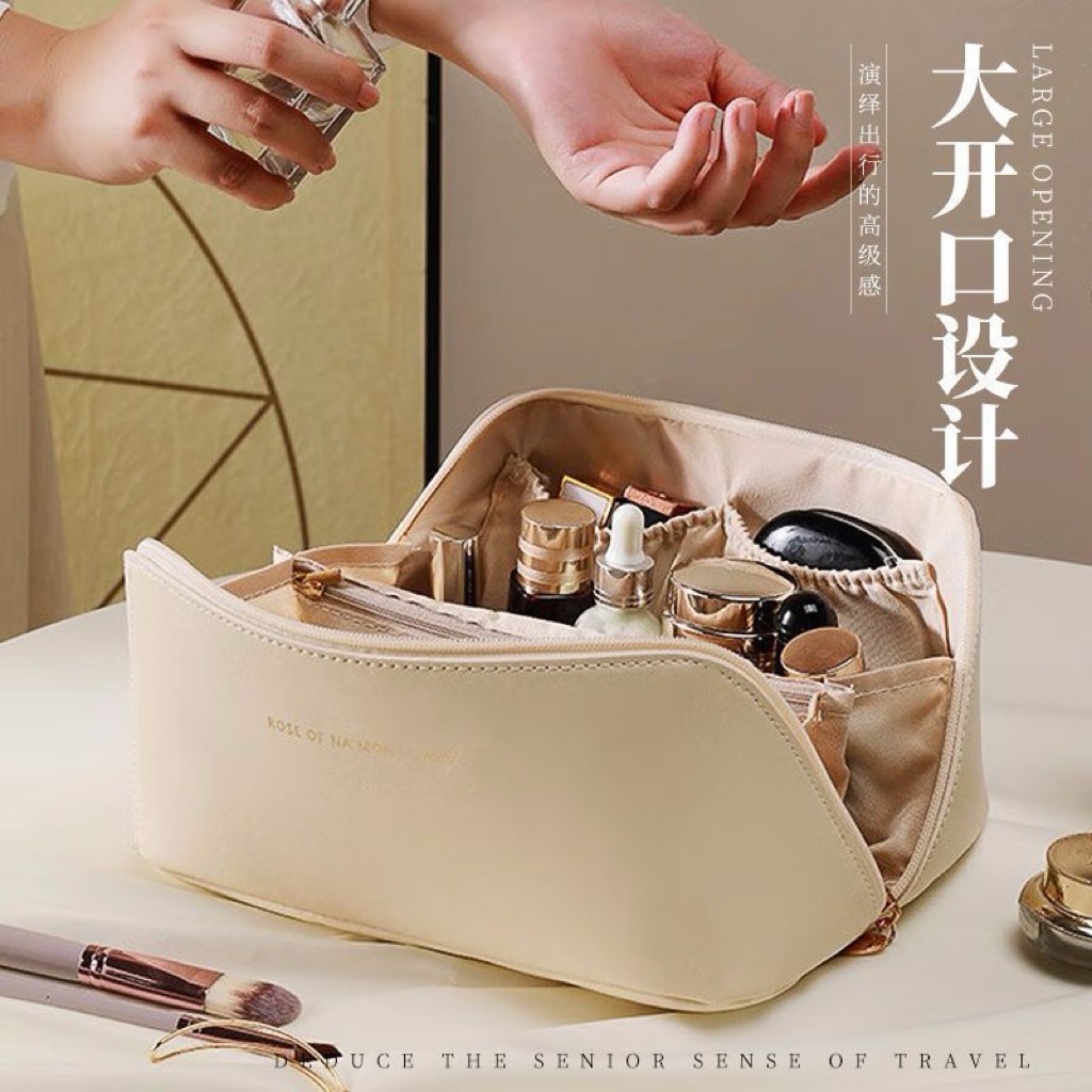 A large-capacity portable cosmetic bag for women, with an ins high-end feel, is a 2024 new super popular travel item, a toiletry and storage bag Specification image
