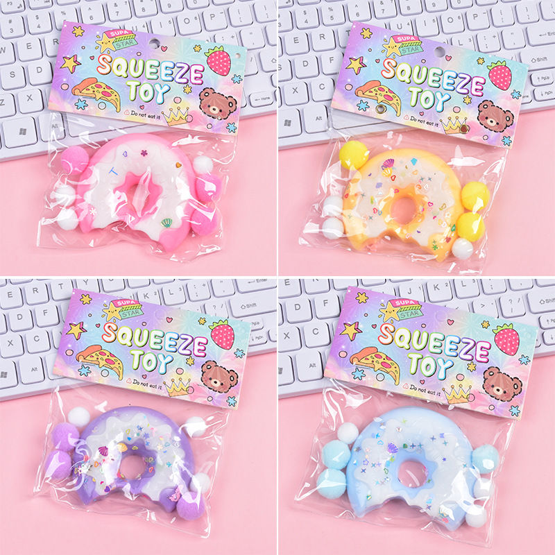 Super soft and realistic food toy donut, a fun and fluffy mud-like plush cat paw blind box toy with a high appearance level, a stress-relieving magic tool Application Scenario
