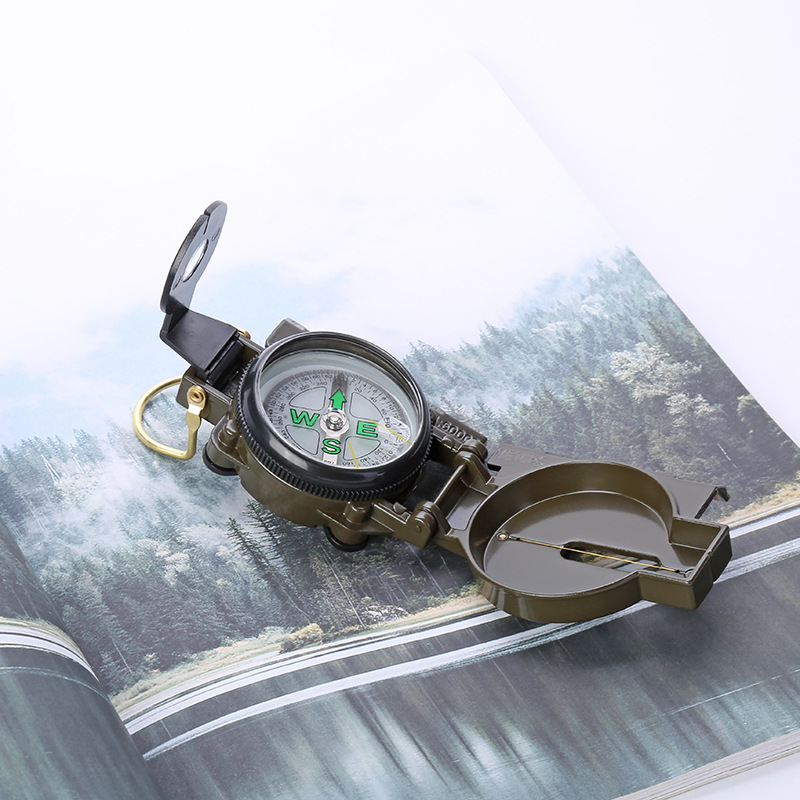 DC45-2A, a new fashionable compass portable direction indicator, is an outdoor travel and camping tool