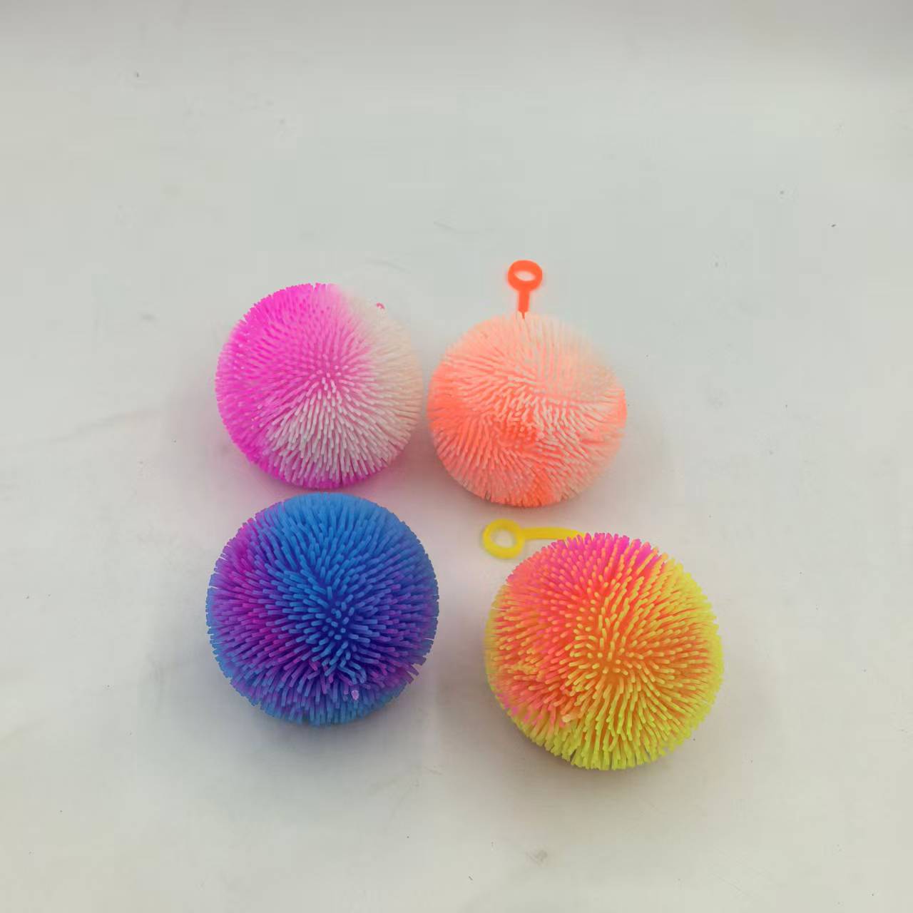 Two-color short dense fluffy ball luminous children's stress-relieving toy release flash ball factory direct sales Specification image