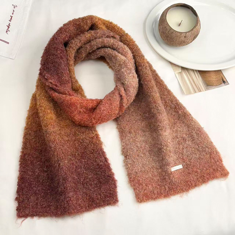 Korean-style color-blocking knitted wool scarf with gradient colors, versatile for autumn and winter, thickened looped gauze warm shawl, and a new women's scarf