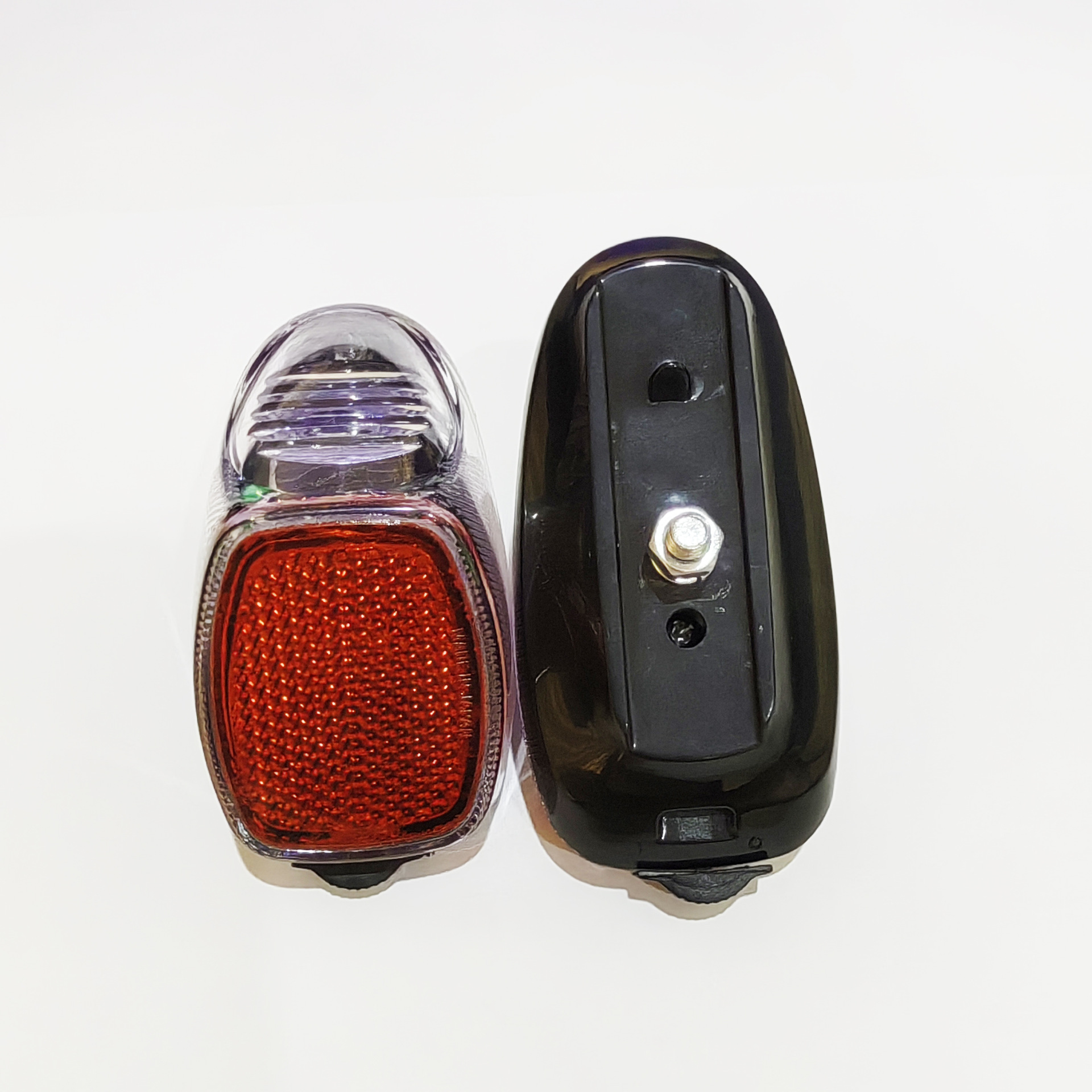 Bicycle rear taillights, solar mudguard installation lights, night riding reflective film warning lights, safety night riding rear taillights details Picture