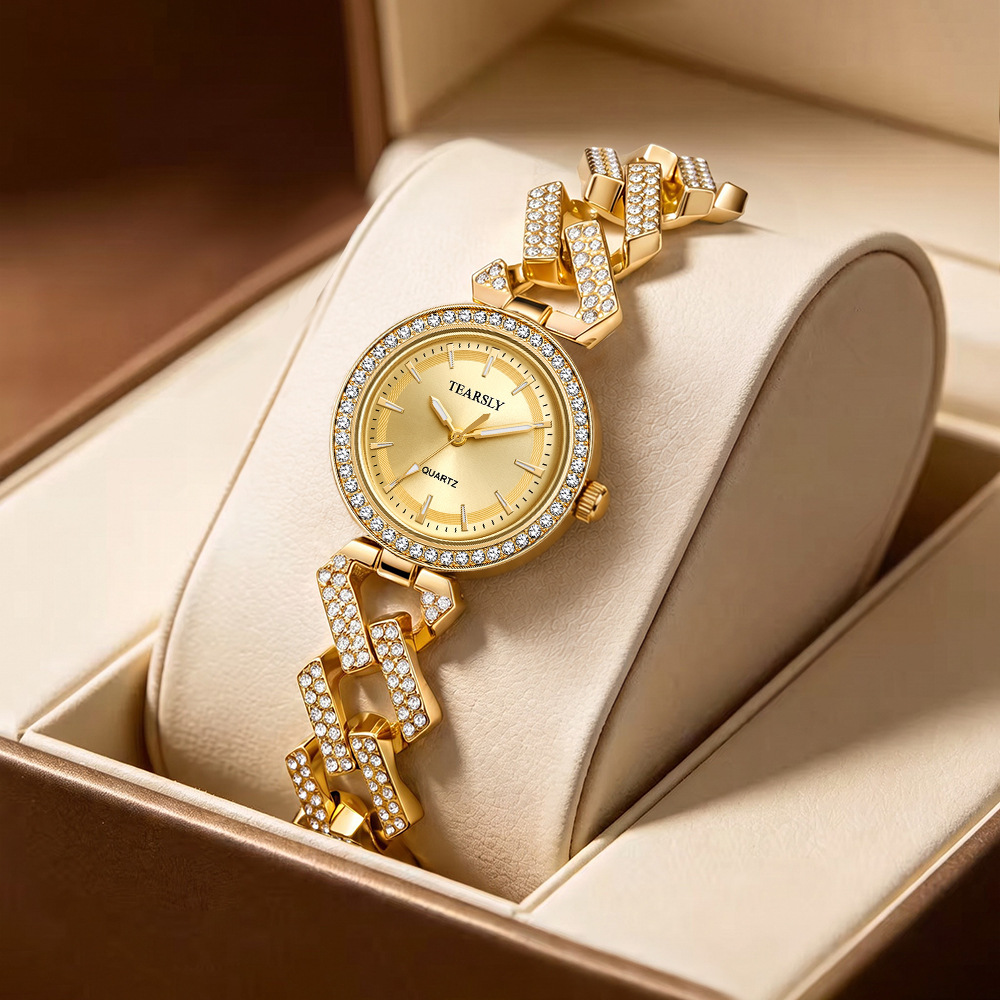 Cross-border bestseller, full-diamond round women's watch, new Cuban chain quartz watch, luminous watch, women's wholesale customization