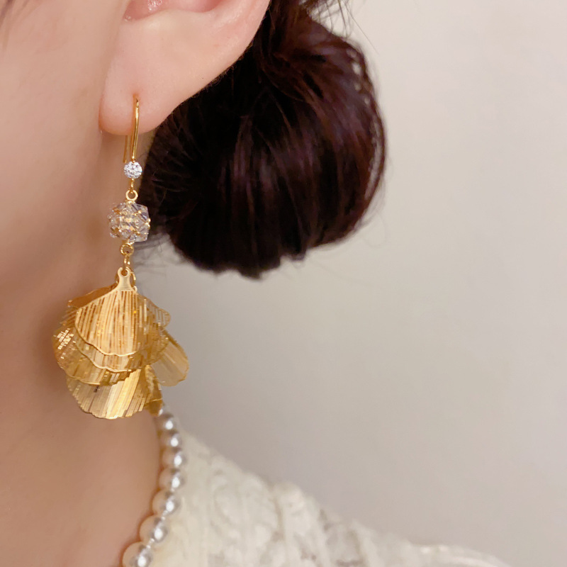 欧美个性夸张金属镂空树叶流苏耳坠轻奢时尚百搭长款显瘦耳饰批发详情图3