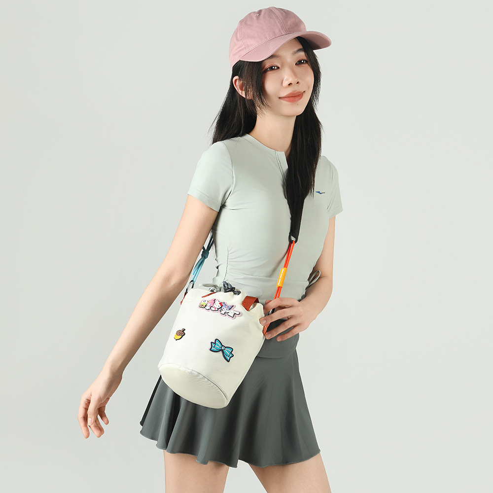 户外运动斜挎单肩包水壶袋手机包遛娃单肩包运动徒步旅行轻便挎包产品图