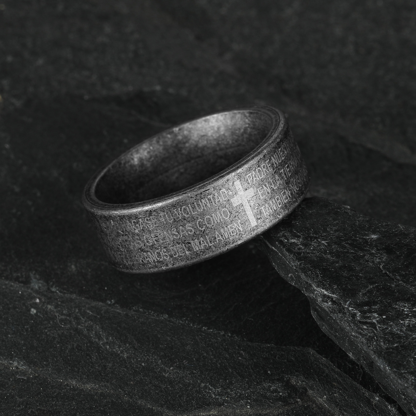 A retro style ring with English letters marked on it, a vintage silver titanium steel ring for men, which is a popular cross-border accessory from Europe and America Specification image
