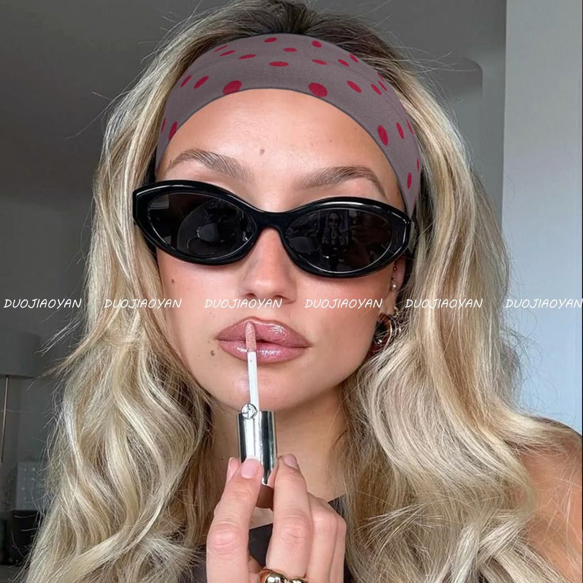 Cross-border new retro polka dot hair band, high-end and fashionable polka dot hair accessory, yoga elastic sports headband, headscarf for women Specification image