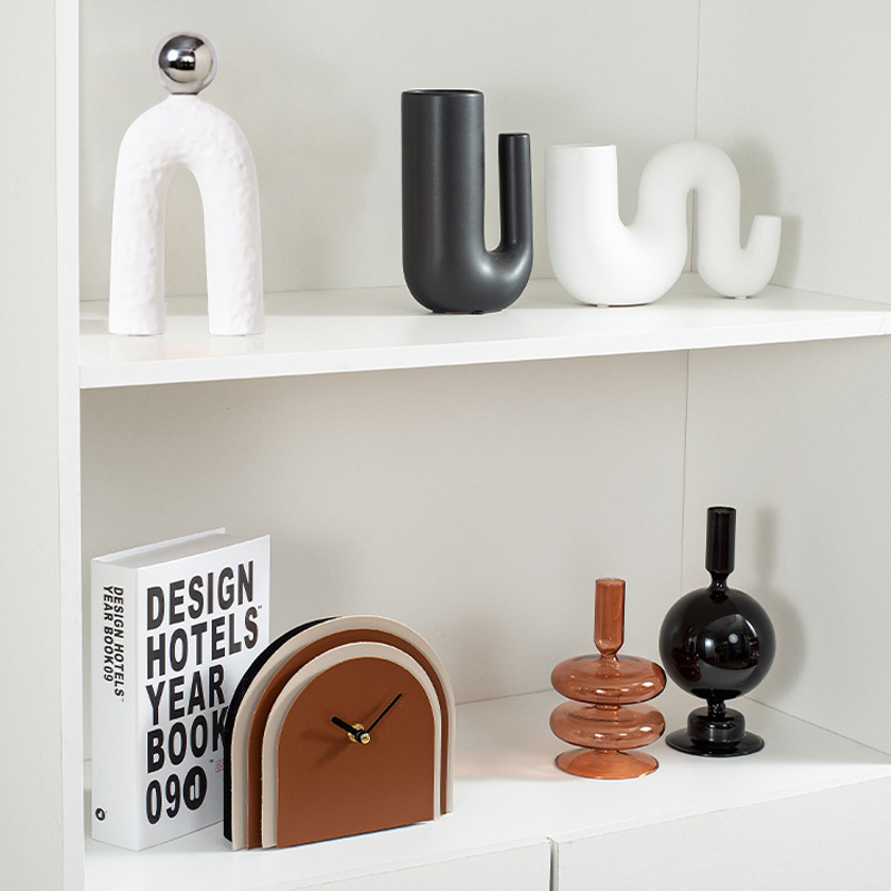 现代北欧高级感大地色软装摆件家居样板间客厅电视柜酒柜艺术装饰产品图