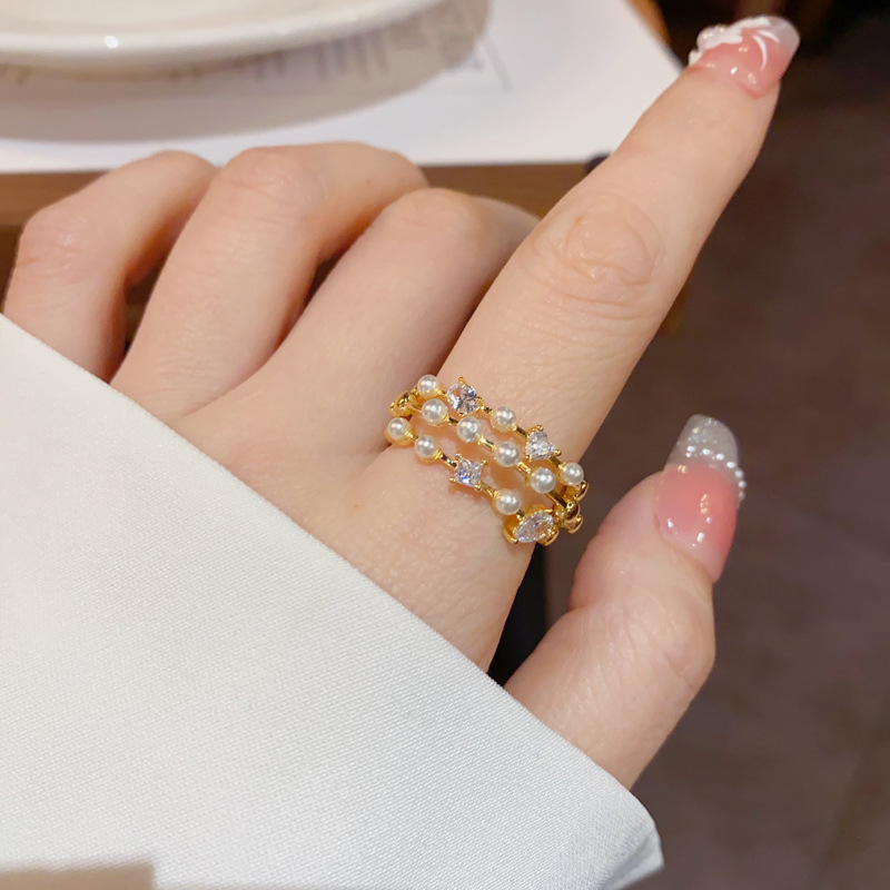 铜微镶戒指/戒指/戒指女/银饰戒指/莫桑钻细节图