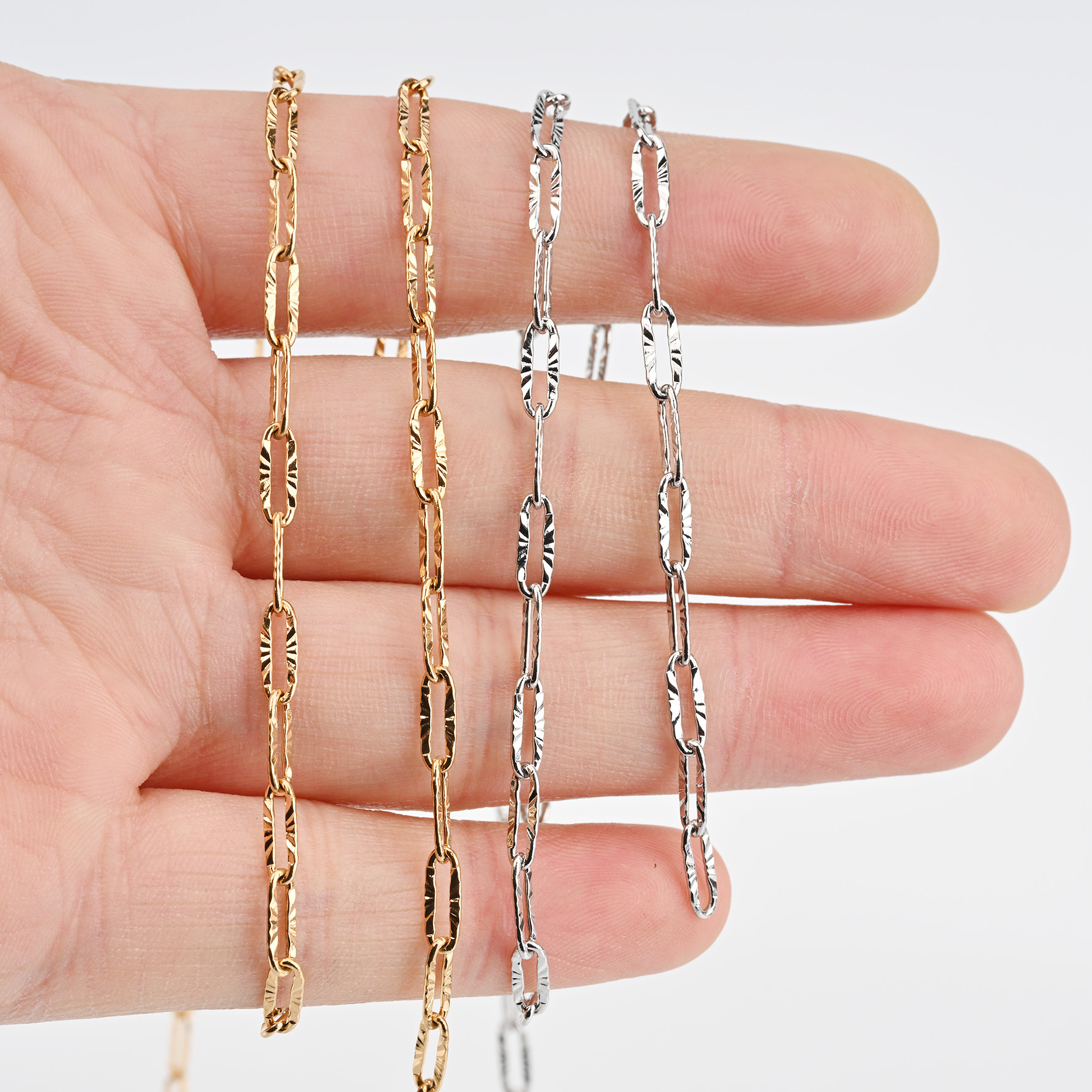 Cross-border best-selling stainless steel PVD vacuum electroplated chain flat wire long cross pressed sunflower pattern chain accessories Specification image