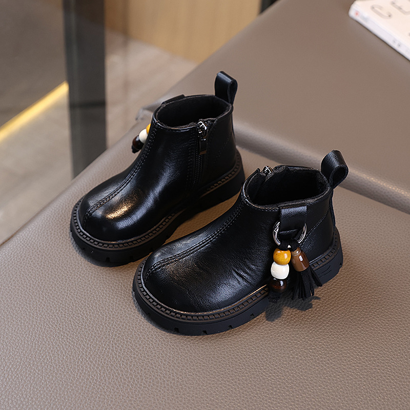 New autumn/winter 2025 children's short boots, Dr. Martens boots with fleece, and fashionable leather boots for baby girls in winter Specification image