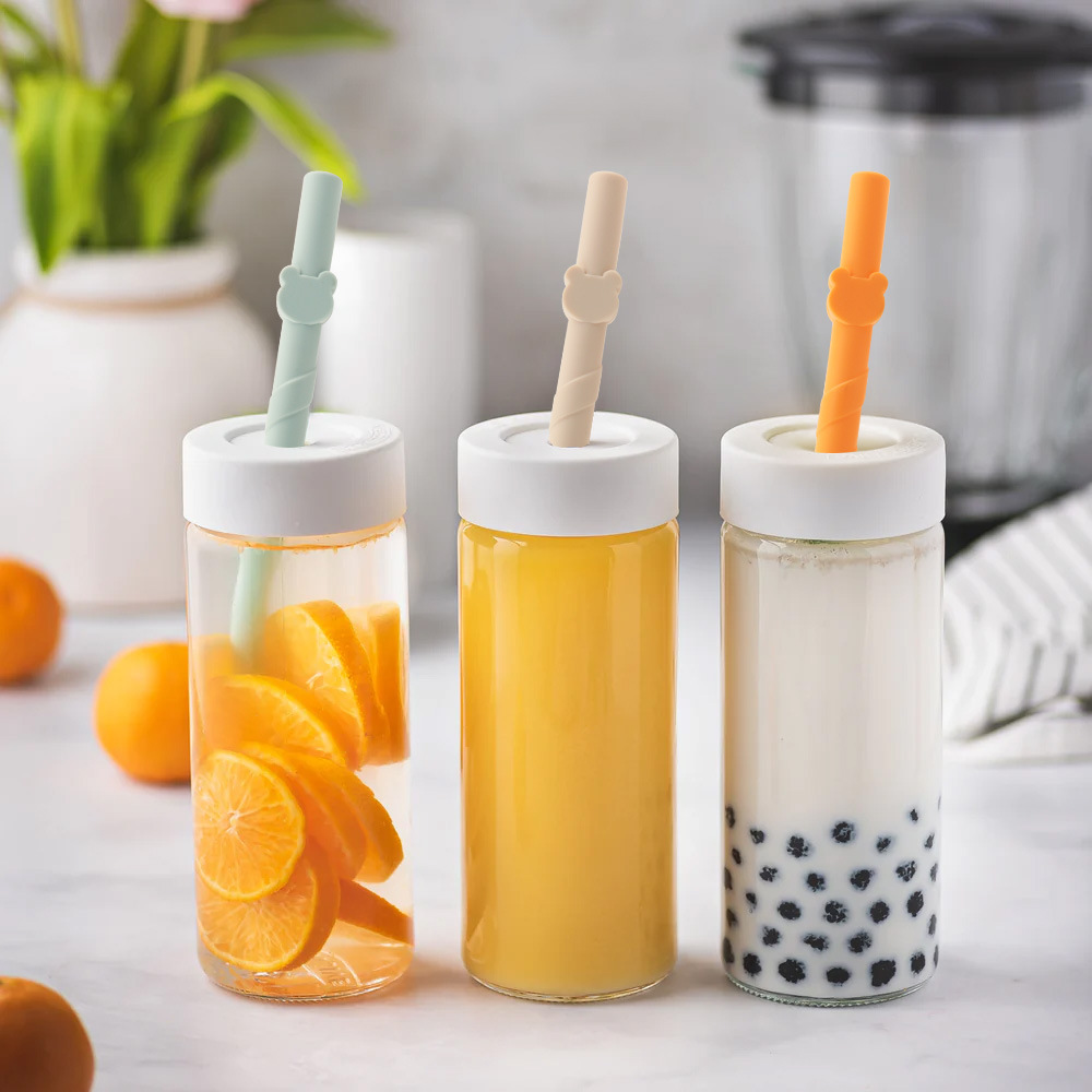 Colorful silicone straws are reusable, universal cup mouth straight tubes, creative household milk tea beverage straws, food grade Application Scenario