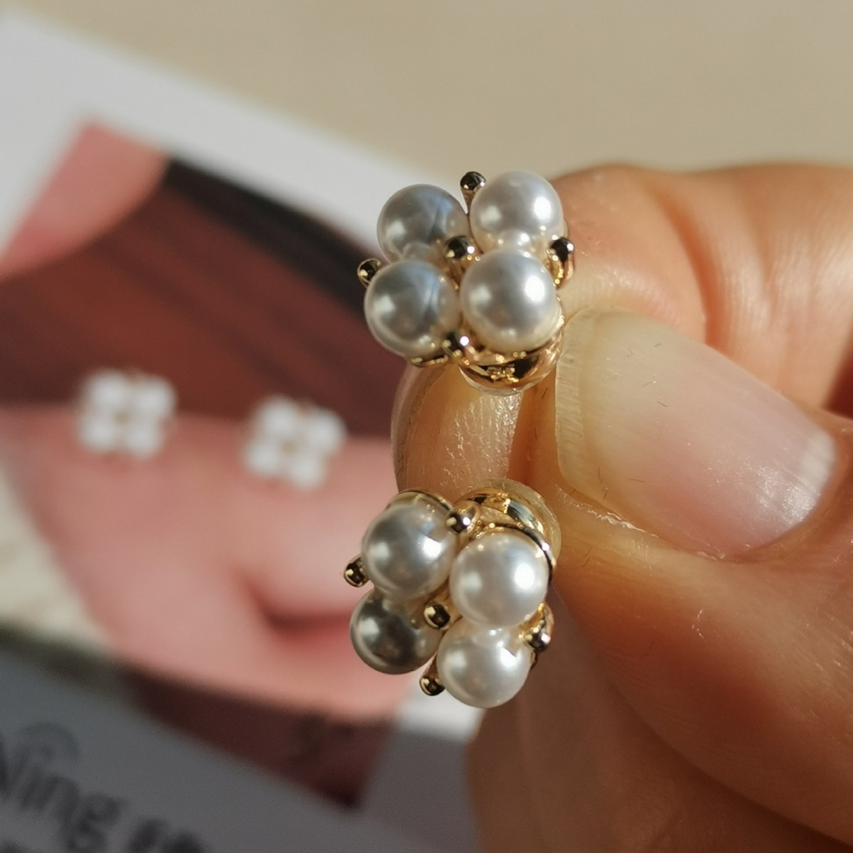 925 silver needle freshwater pearl small stud earrings for women, French, simple and elegant, a popular accessory