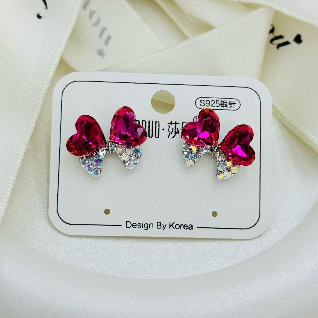 Fashionable blue heart-shaped bow pearl stud earrings, stud earrings, simple earrings, women's versatile and trendy accessories details Picture