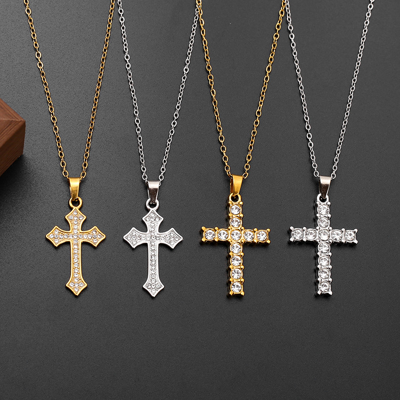 Hot-selling stainless steel cross full diamond necklace, a niche design for women, fashionable and simple, 18K non-fading titanium steel lock