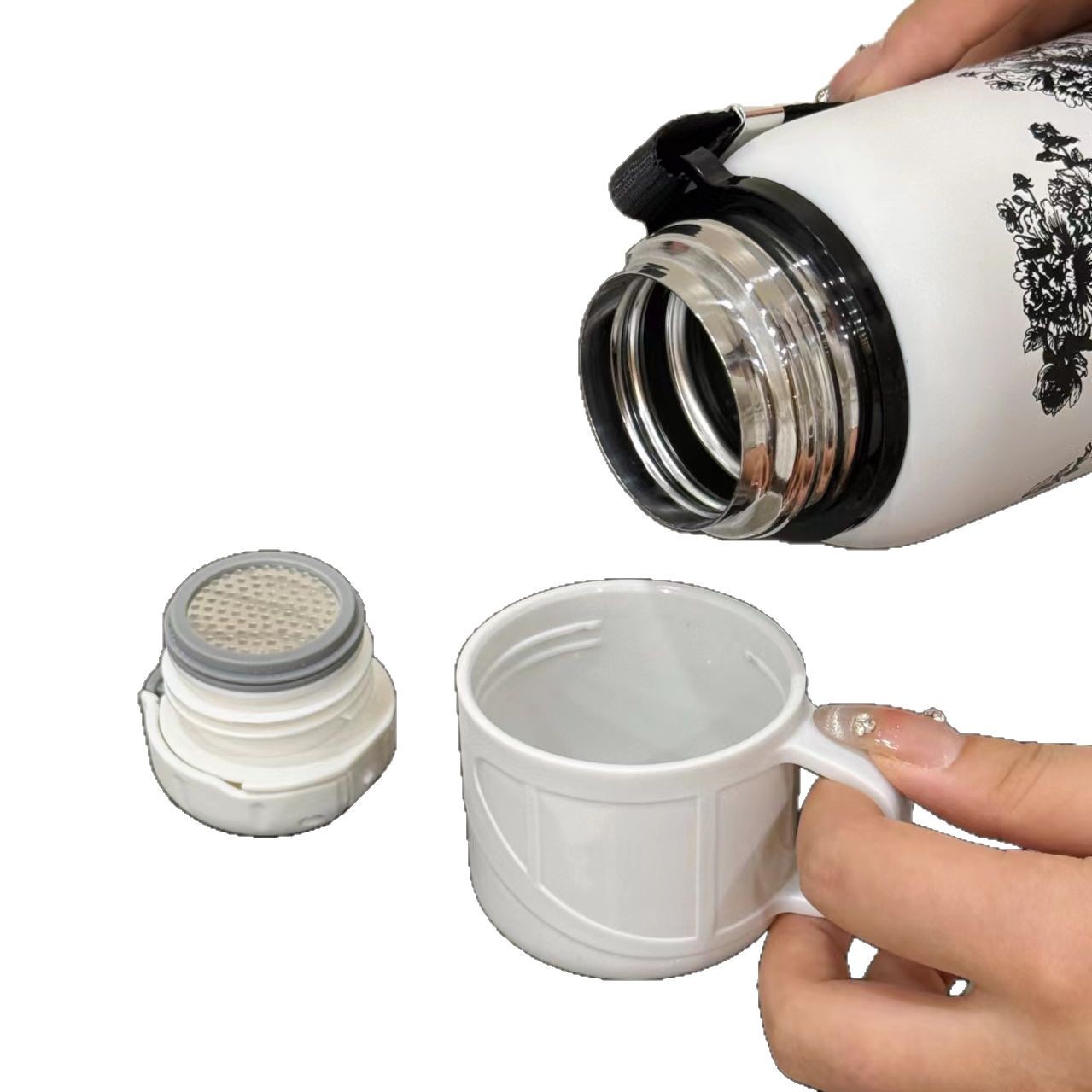 保温杯/钛杯/学生保温杯/车载保温杯/杯子白底实物图