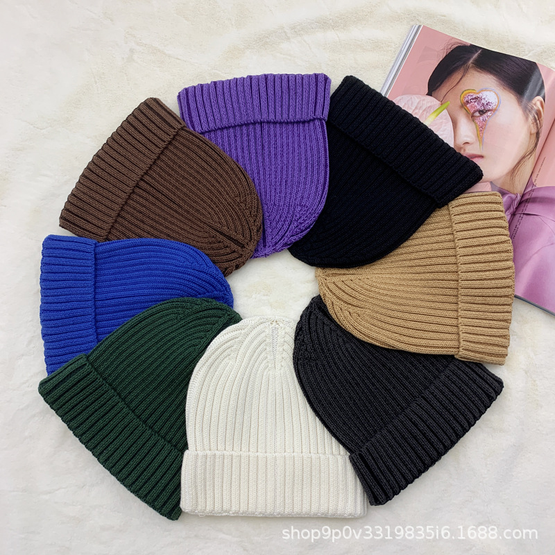 New solid-color, versatile woolen cap for autumn and winter, a fashionable cold cap for European and American export, warm, high-quality, rolled-up, trendy knitted cap Application Scenario