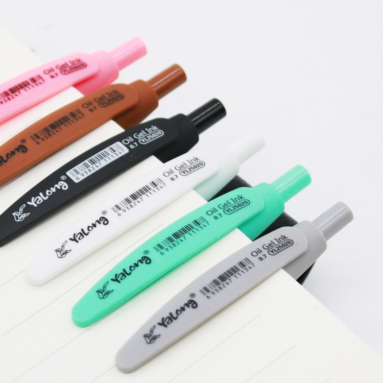 Yalong Cross-border 2024 Wholesale Fashion design oil pens, ballpoint pens, blue ink, school and office workers Item Picture