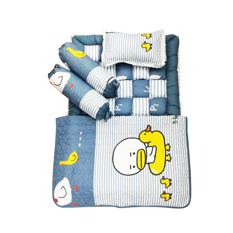 Baby bedding and mattress manufacturer, skin-friendly and soft crawling MATS, pillows, quilts, mattress sets, direct wholesale for children's rooms Item Picture
