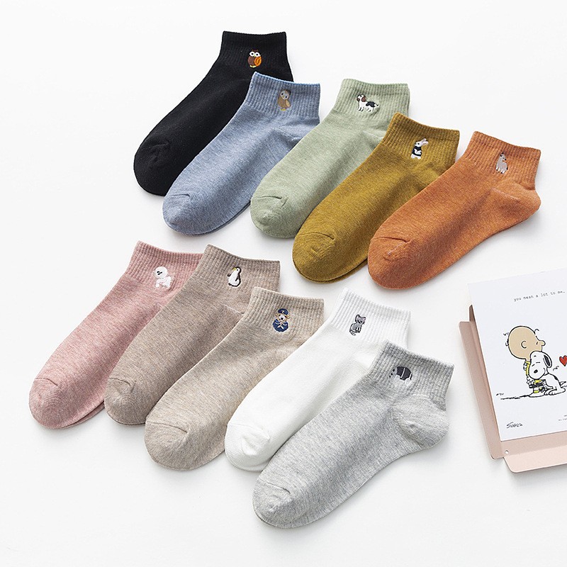 Sock stall one-piece consignment, fresh and cute embroidered cartoon cotton socks for women 2026 Spring/Summer collection, sweat-absorbing and breathable casual short socks one-piece consignment details Picture