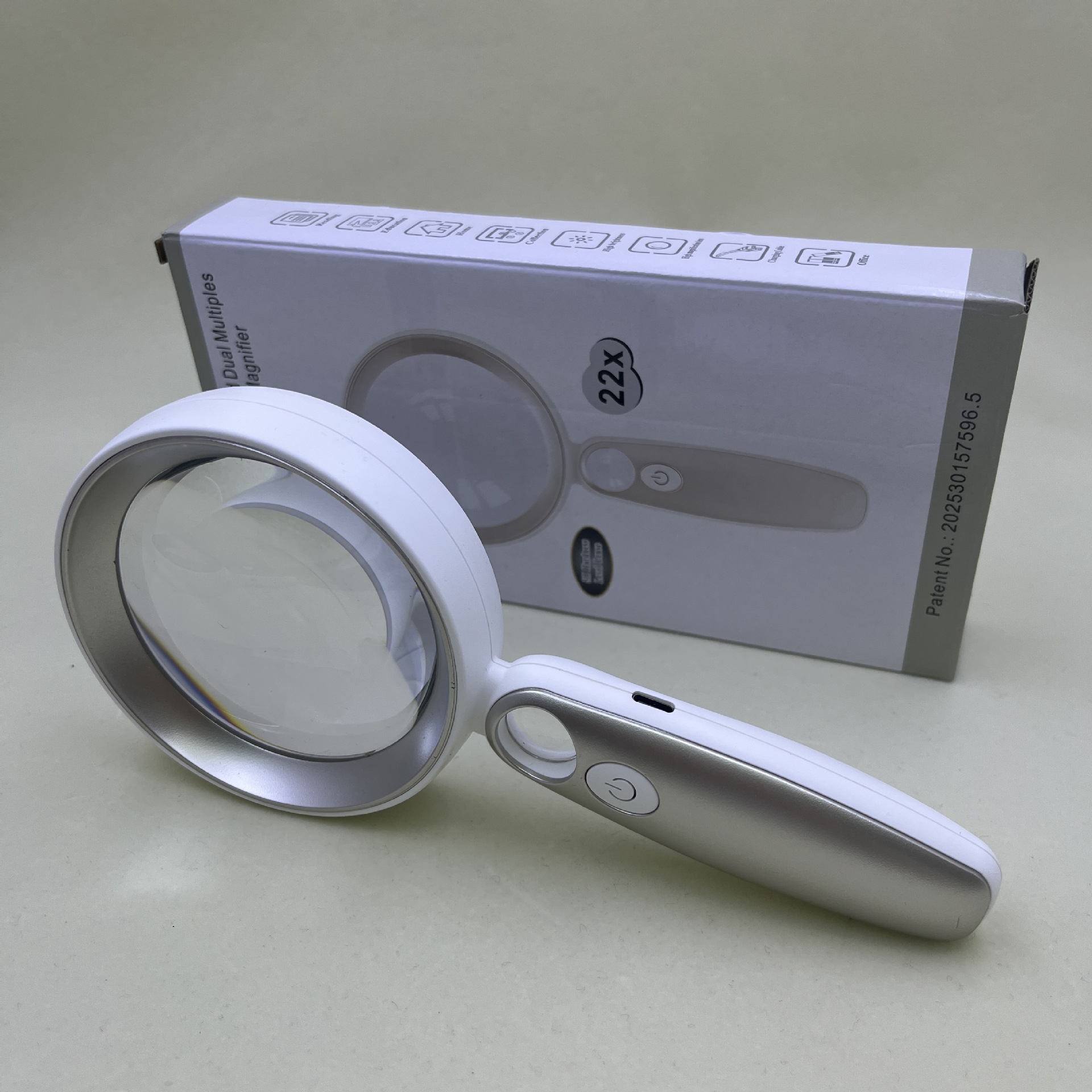 The new Amazon bestseller, a handheld high-definition rechargeable magnifying glass with 23 LED lights, is a reading magnifying glass for reading Item Picture