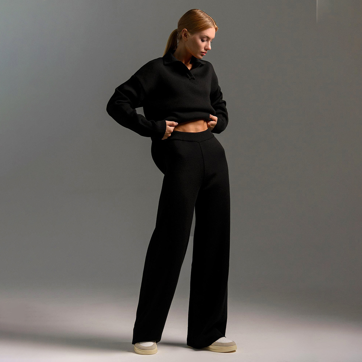 Cross-border knitted set: European and American autumn and winter sweater set, Polo collar knitted pullover + wide-leg long pants two-piece set Application Scenario