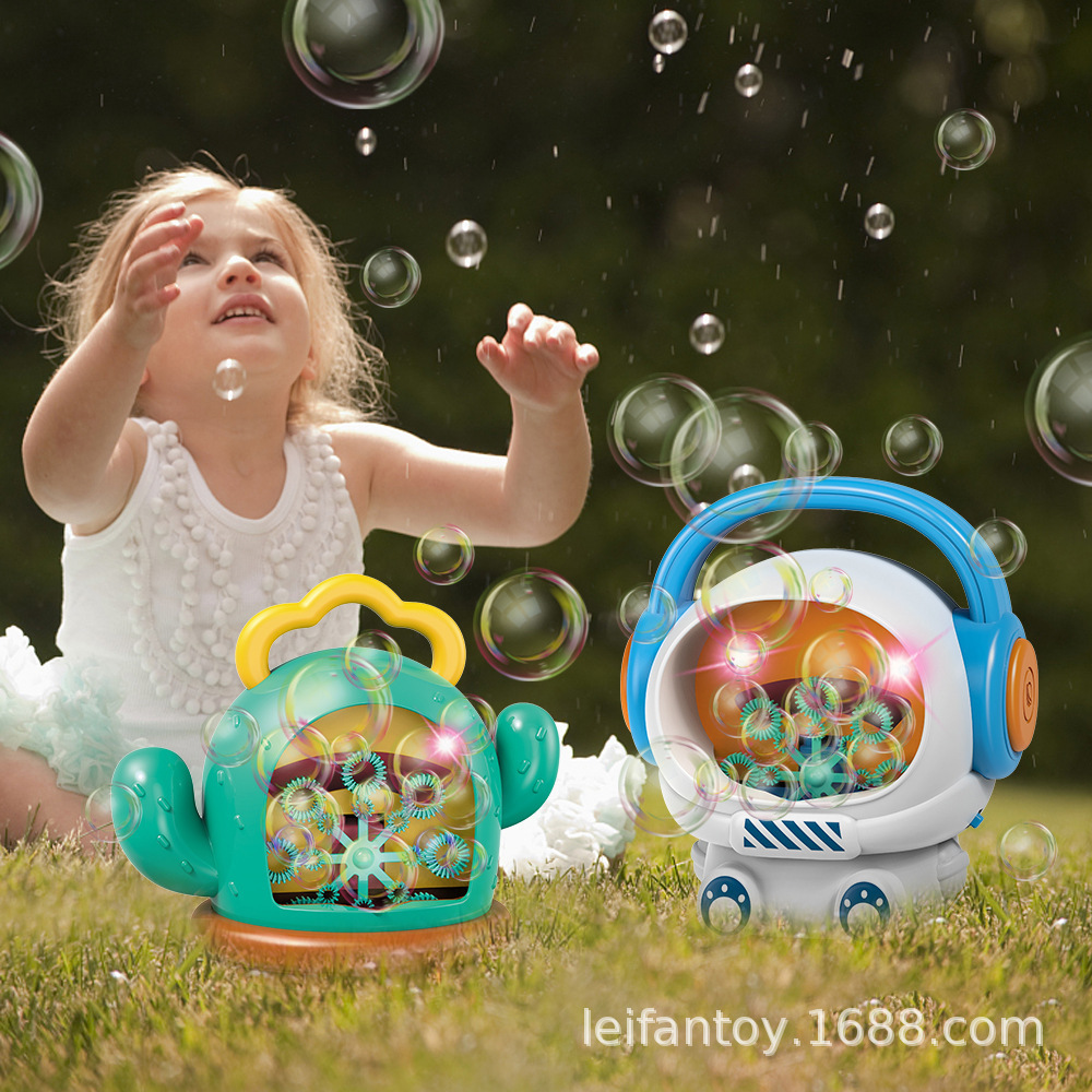 New portable automatic cactus bubble machine with music and lighting, summer outdoor beach and seaside bubble machine Application Scenario