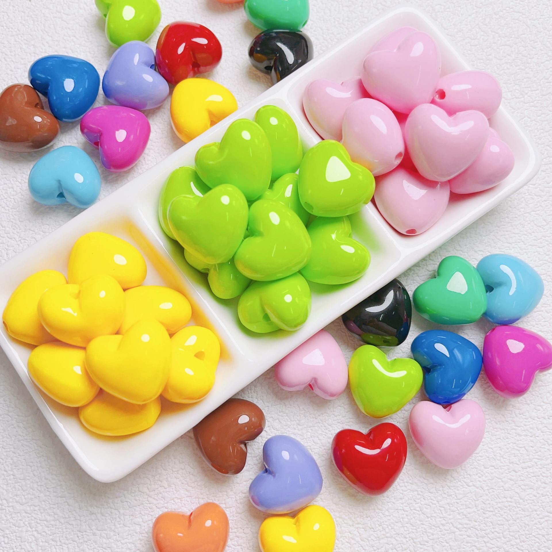 Colorful lacquered chubby heart-shaped beads DIY handcrafted loose beads hand-painted base beads cute ins mobile phone chain pendant beads decoration