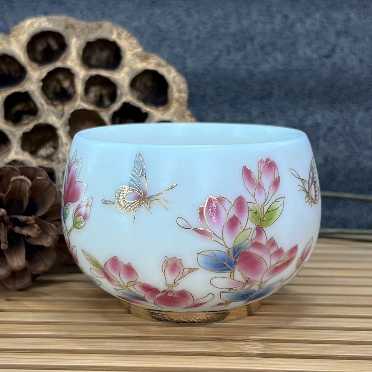 Ceramic jadeite single cup, host cup, women's and men's personal special tea-tasting cup, household gift accompanying gift tea cup details Picture