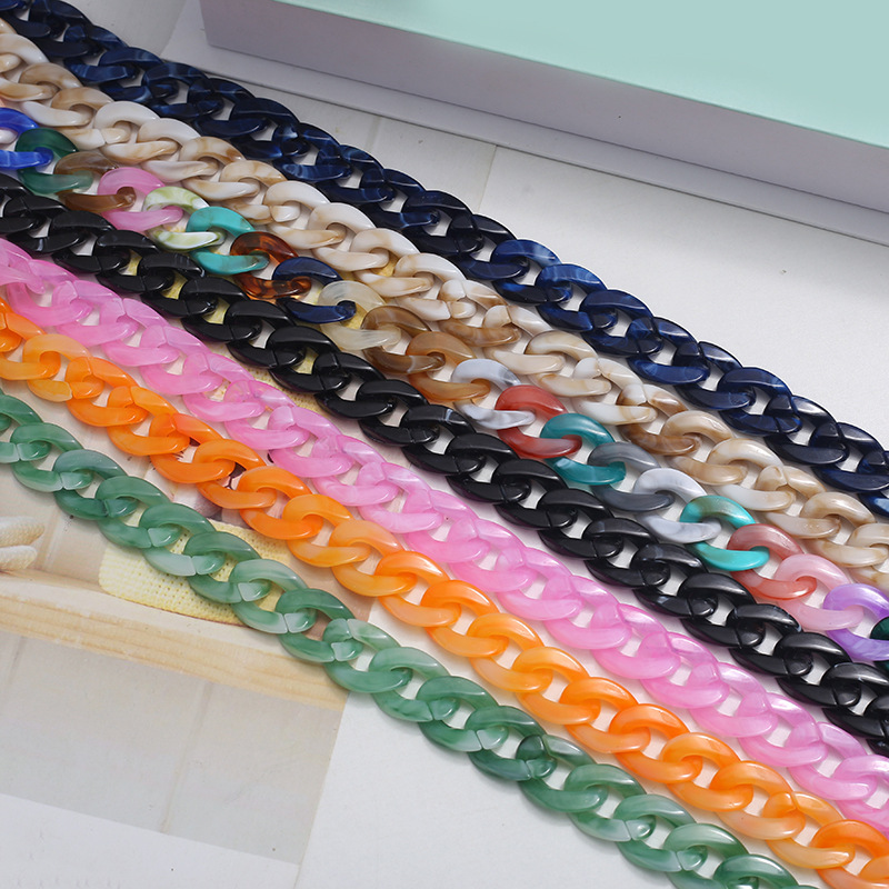 厂家直销时尚新款亚克力手机长挂链箱包链复古合金扣防丢挂饰批发