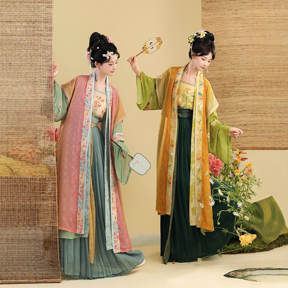 New stock of long-sleeved Chinese-style Hanfu women's performance costumes and armor made in the Ming Dynasty