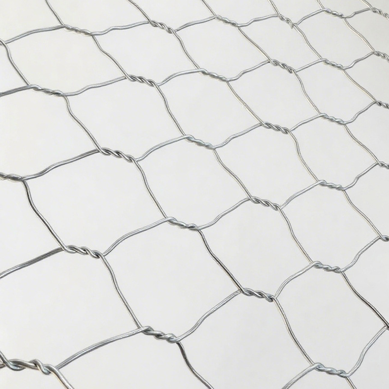 Livestock wire mesh, sheep farming, mountain enclosure, farm weaving net, safety protection and isolation iron wire, hot-dip galvanized hexagonal mesh Item Picture