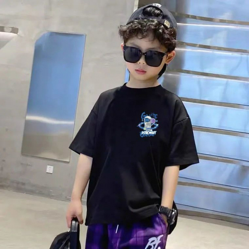 Pure cotton children's clothing for boys, half-sleeved T-shirt, loose short-sleeved, summer for boys and middle-aged children, stylish summer wear with Korean print on ins Specification image