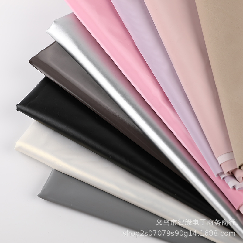Bright leather PU coated paint surface, mirror-like pearlescent silver, waterproof fabric, head accessories, bags, down jackets, pet clothes, sleeve covers Specification image