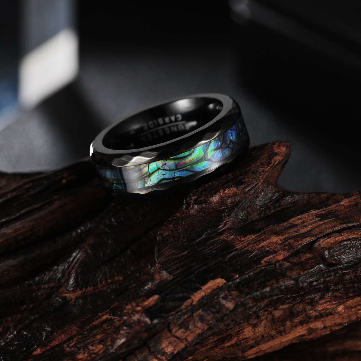 European and American cross-border style diamond-shaped edge-plated black rose gold ring for men, titanium steel set abalone shell ring details Picture