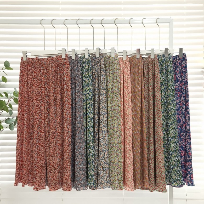 Ice silk wide-leg women's spring and summer thin pajama pants, high-waisted, drape, pleated, laid-back style, floral print home casual pants, Korean style details Picture