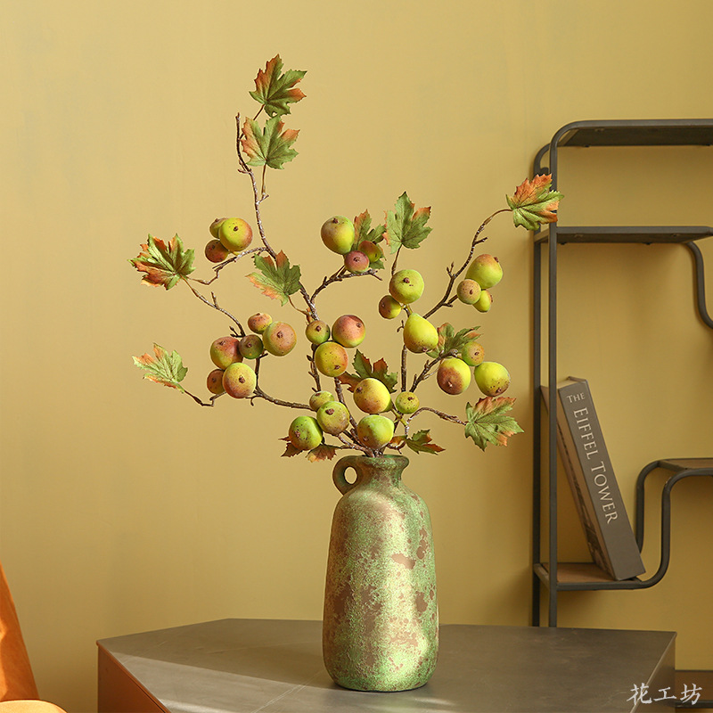 Artificial figs, artificial berries, branch decorations, artificial fruit ornaments, Chinese-style retro home table flower arrangements details Picture