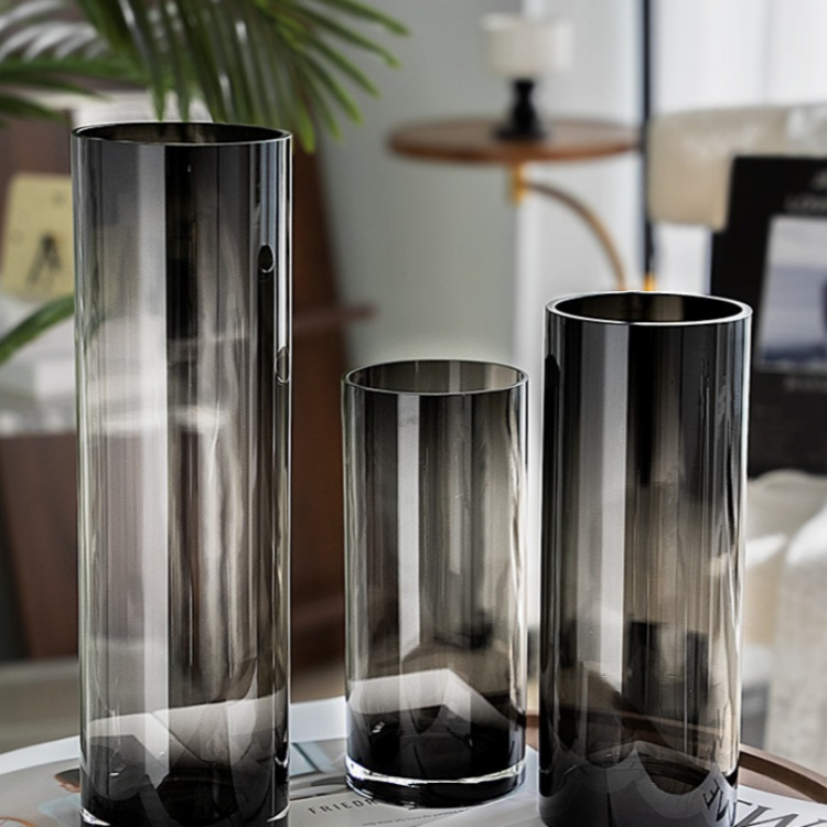 Factory direct sales of glass vases, modern and simple home decorations, vases for living rooms, bedrooms, hotels and model rooms Factory direct sales of glass vases, modern and simple home decorations, vases for living rooms, bedrooms, hotels and model rooms